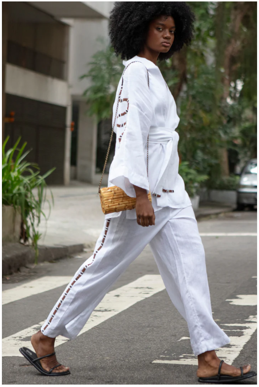 Kimono de Linho Bordado Snake White - Vista frontal